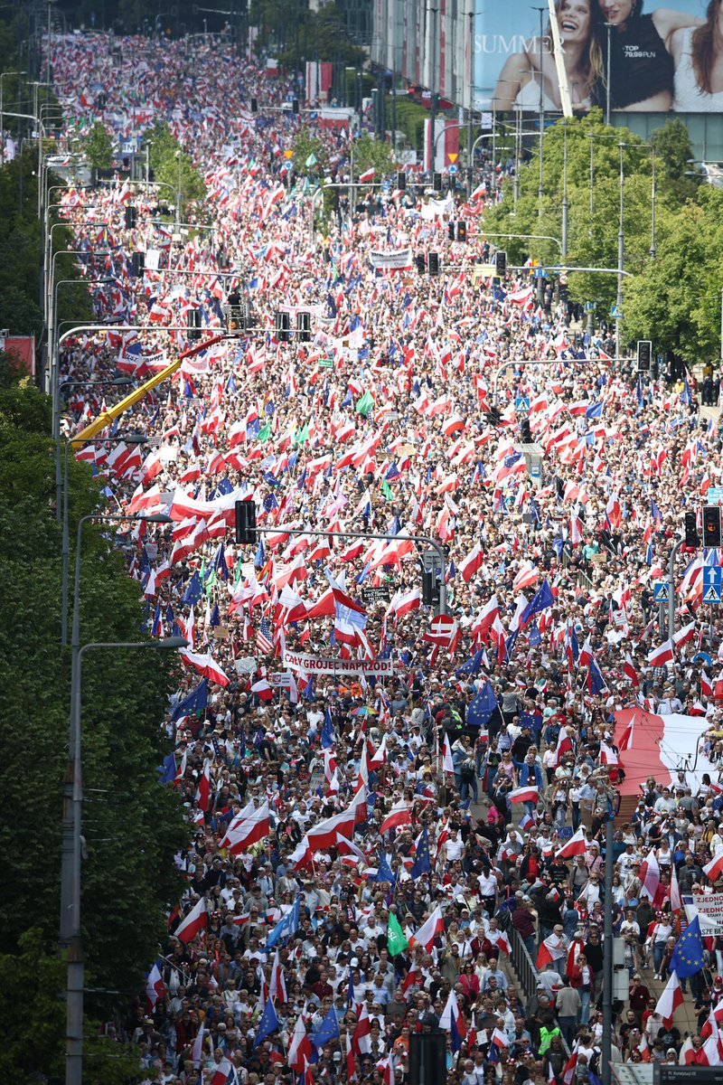 Pół miliona ❤️ #MarszTrzaskowski #WielkiMarszPatriotów