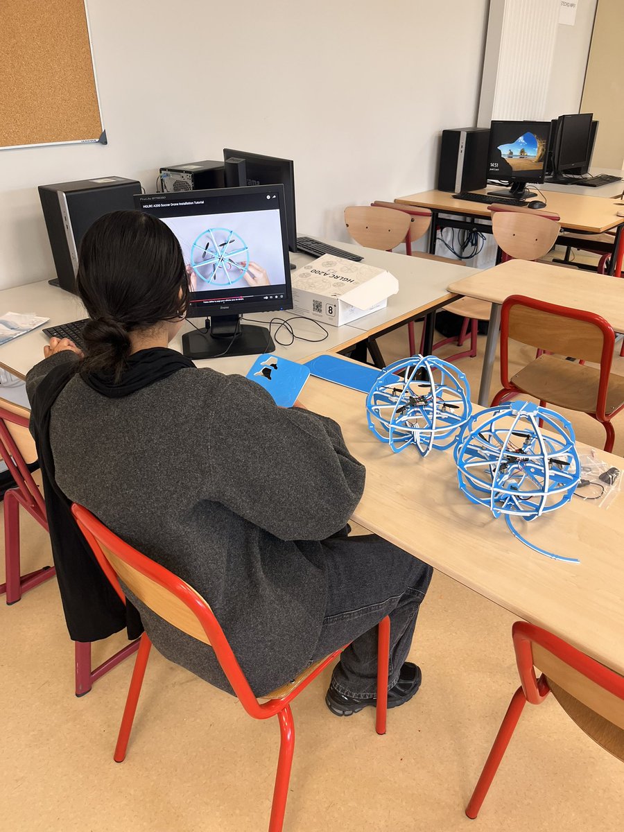 Micro-collège Grand Mirail tweet media