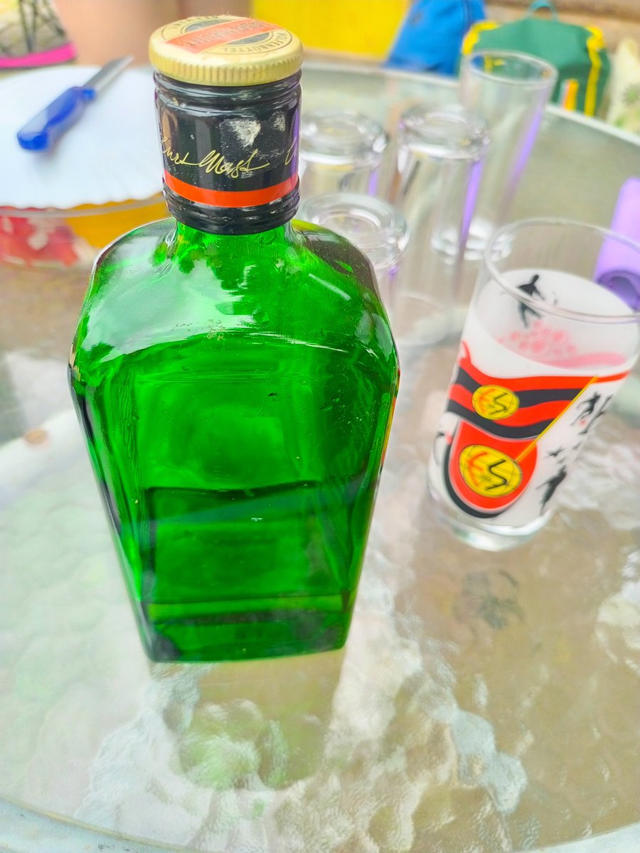 Jager şişesine zeytin yağı kymak nedir az kalsın shot yapıyordum fırıdjrejrj