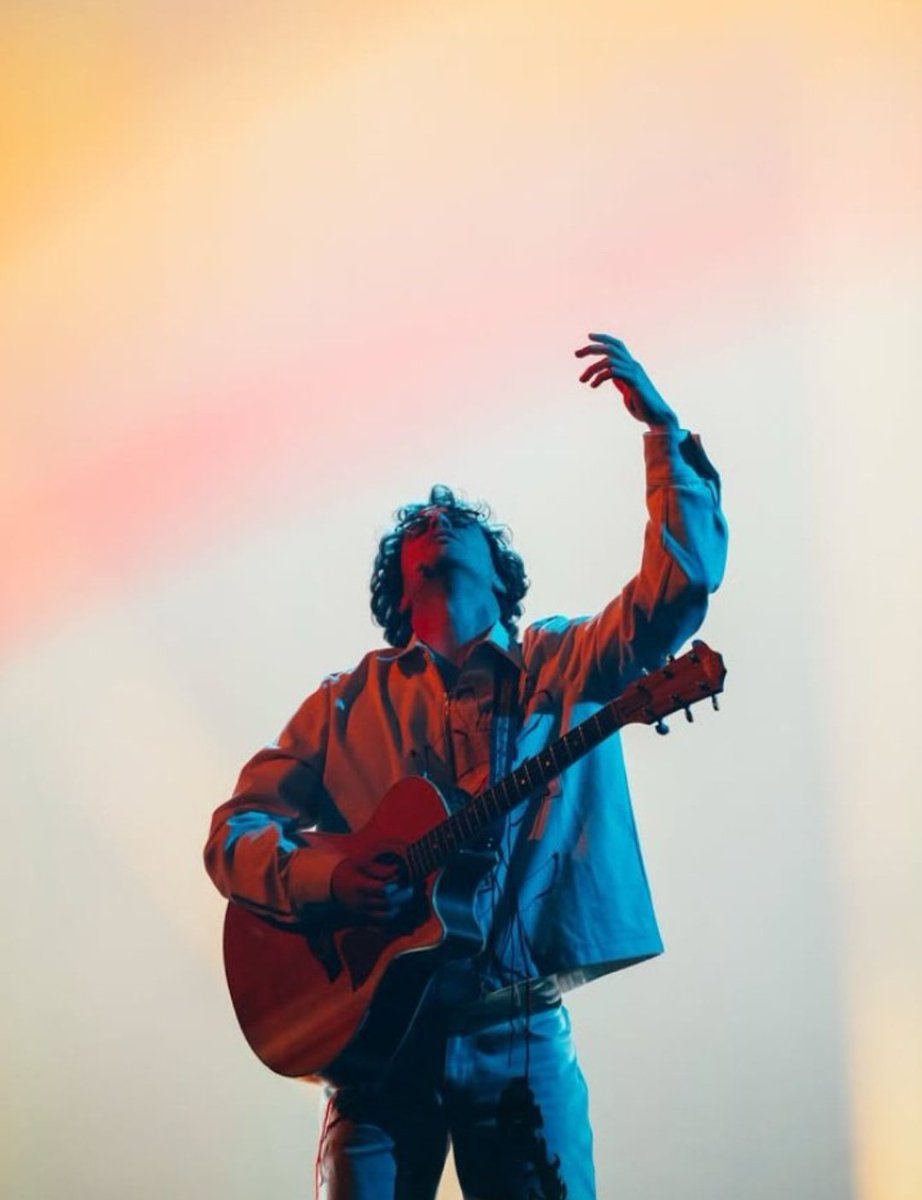 Lisboa Live 🇵🇹🇪🇦 (@lisboa_live_) on Twitter photo Y recuerda que al terminar #EuroMag329 llega el momento del cierre de temporada de #LisboaLive.
Haremos balance de la temporada con <a href="/tiagoserracunha/">Tiago Serra Cunha</a> compañero de <a href="/eurovisoespod/">EuroVisões Podcast 🇵🇹</a>, podcast eurovisivo de referencia en Portugal.
#FestivaldaCançao #Deslocado Y recuerda que al terminar #EuroMag329 llega el momento del cierre de temporada de #LisboaLive.
Haremos balance de la temporada con <a href="/tiagoserracunha/">Tiago Serra Cunha</a> compañero de <a href="/eurovisoespod/">EuroVisões Podcast 🇵🇹</a>, podcast eurovisivo de referencia en Portugal.
#FestivaldaCançao #Deslocado