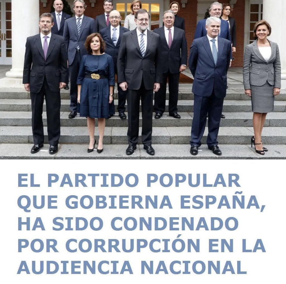 Destrozaron España y a los españoles españolas.. un atajo de malísima gente.. malditos sean.