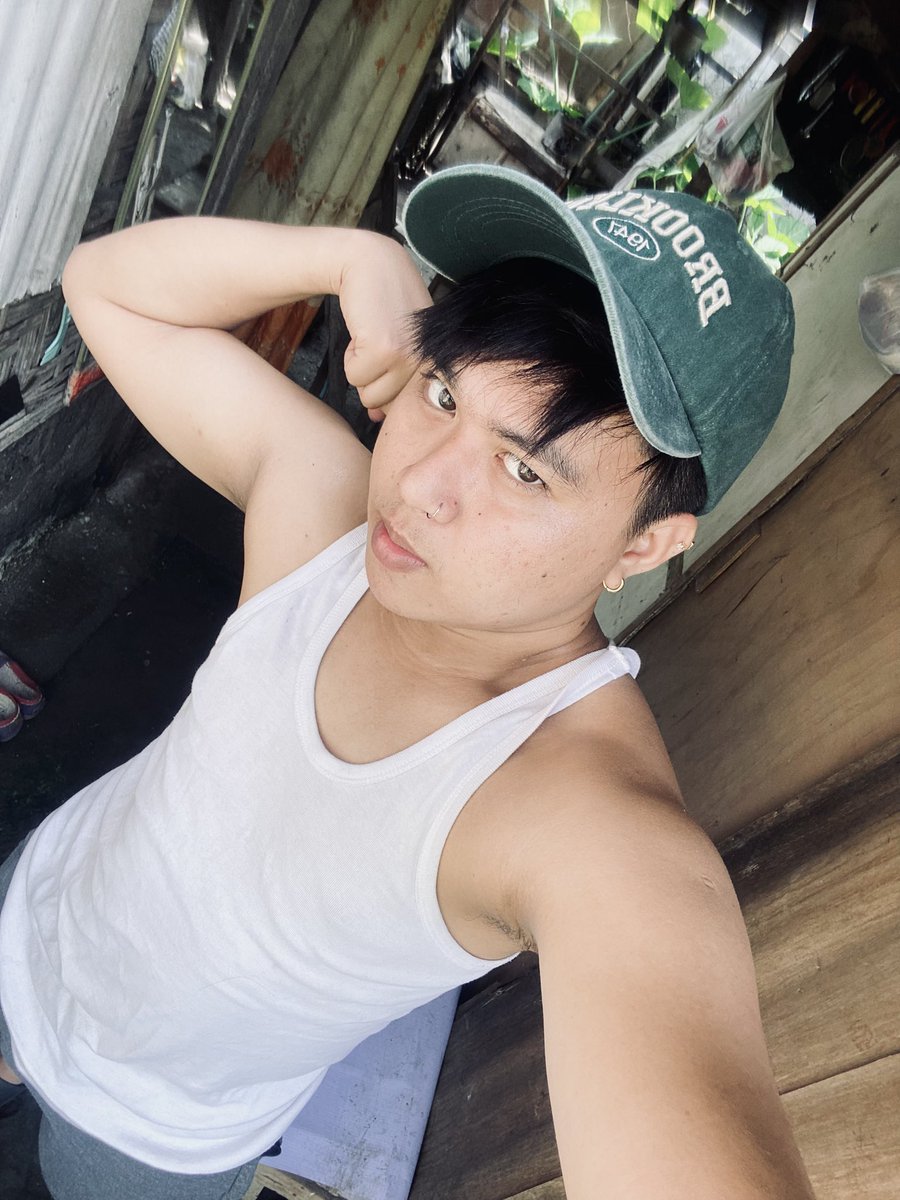 Ninyo1210's tweet photo. Mag jaks nlg judta ani ky single namanta haha https://t.co/CGXa5MK1Up