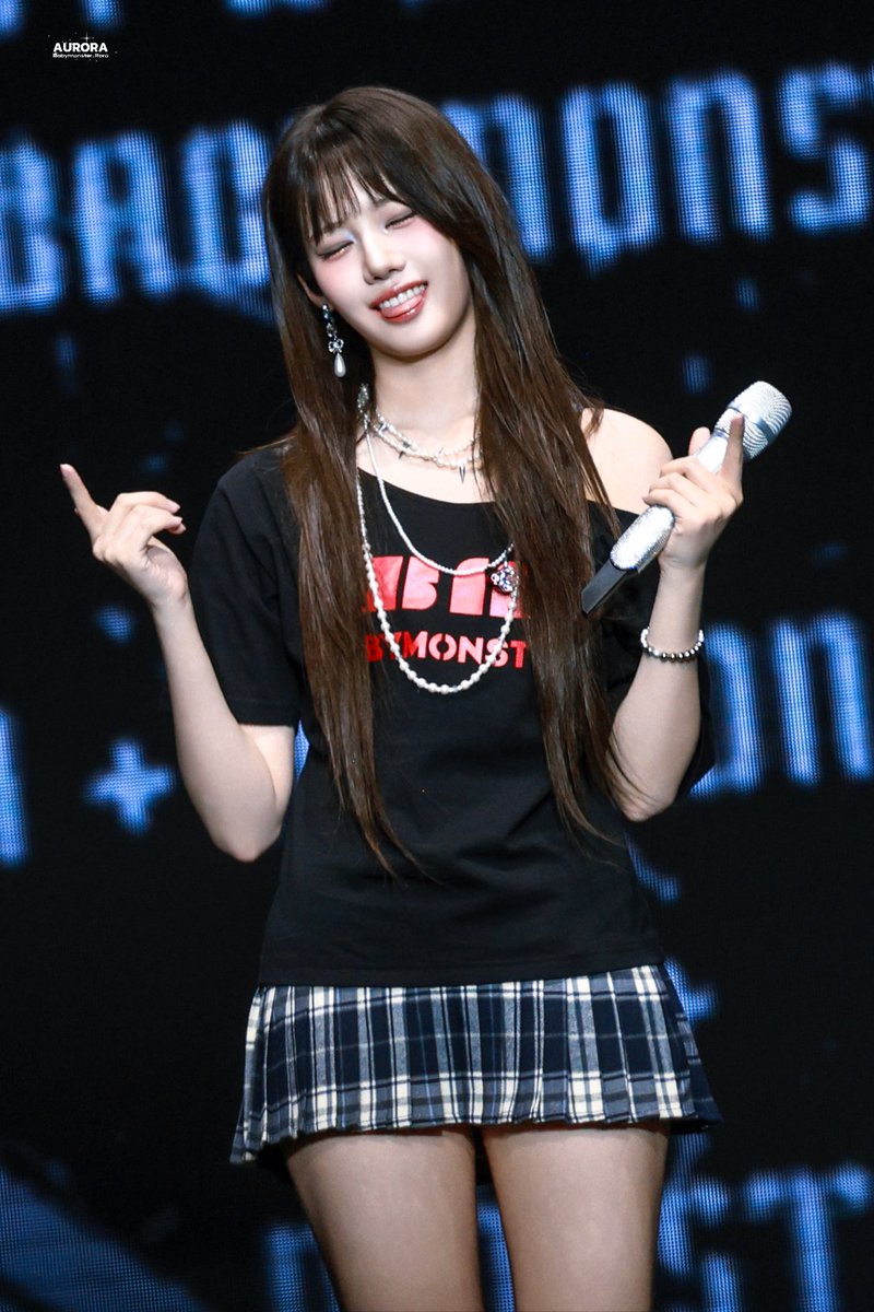 Aurora080814's tweet photo. 250525 😝

#RORA #로라 #이다인 #ローラ 
#BABYMONSTER #베이비몬스터 https://t.co/wUegYX8mAK