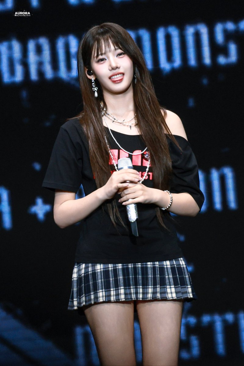 Aurora080814's tweet photo. 250525 😝

#RORA #로라 #이다인 #ローラ 
#BABYMONSTER #베이비몬스터 https://t.co/wUegYX8mAK
