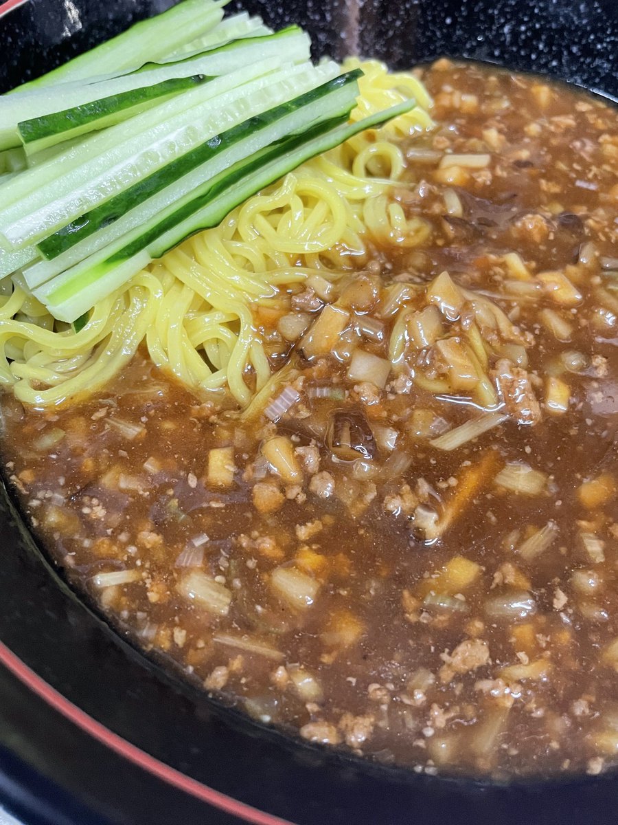 5/26月
5/27火
定休日です🍜

明日はアレになってしまう可能性があるので今のうちに❤️

今週スタートした冷やし麺に熱々あんかけのアレ
早速沢山のご注文誠にありがとうございました😊

休みはアレの試走に行ってみようと思います🔥