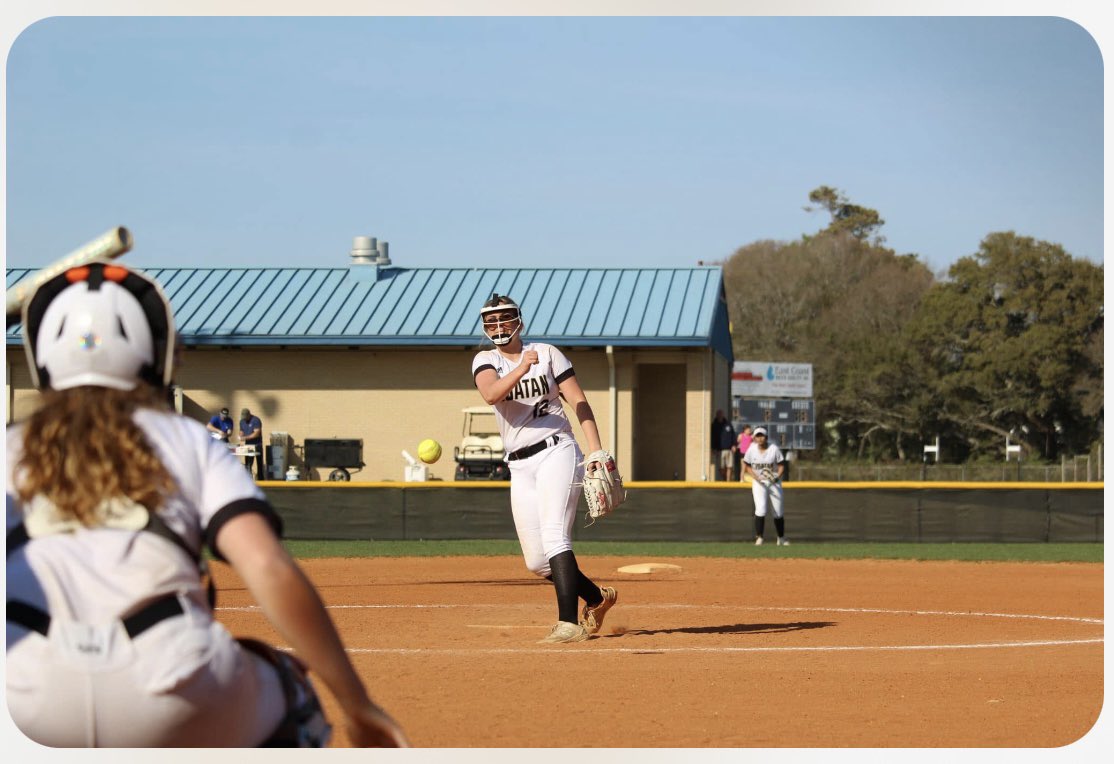 Madi_Denson2028's tweet image. My freshman season has come to an end. Now on to travel ball with my team @LLGRoberts16u. #pitcher #1base @Org_LLG @LL7NV @FastpitchAthRec @CoastRecruitsSB @CoastRecruits @SBRRetweets @BoostSoftball @SoftballRecruit @UWAA_United @Get2CollegAth