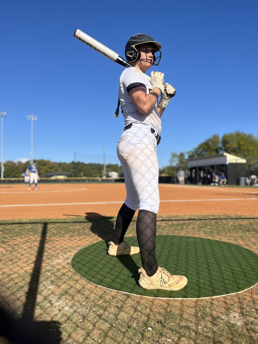 Madi_Denson2028's tweet image. My freshman season has come to an end. Now on to travel ball with my team @LLGRoberts16u. #pitcher #1base @Org_LLG @LL7NV @FastpitchAthRec @CoastRecruitsSB @CoastRecruits @SBRRetweets @BoostSoftball @SoftballRecruit @UWAA_United @Get2CollegAth