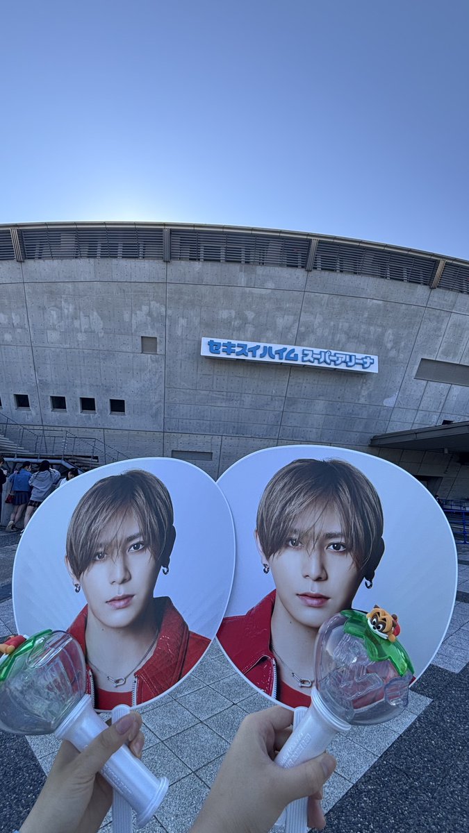 59_ryo_suuke's tweet photo. 今更だけど誕生日参戦楽しかった🌷💕
5/8 https://t.co/GqUxTX6hzg