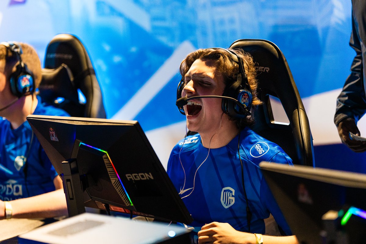 😕 Two moods during the first game (11-13)

Sadly, our comeback fell just short. But we’re ready to fight for the second map, Lotus!

📺 twitch.tv/laagvliet
#RedBullHomeGround