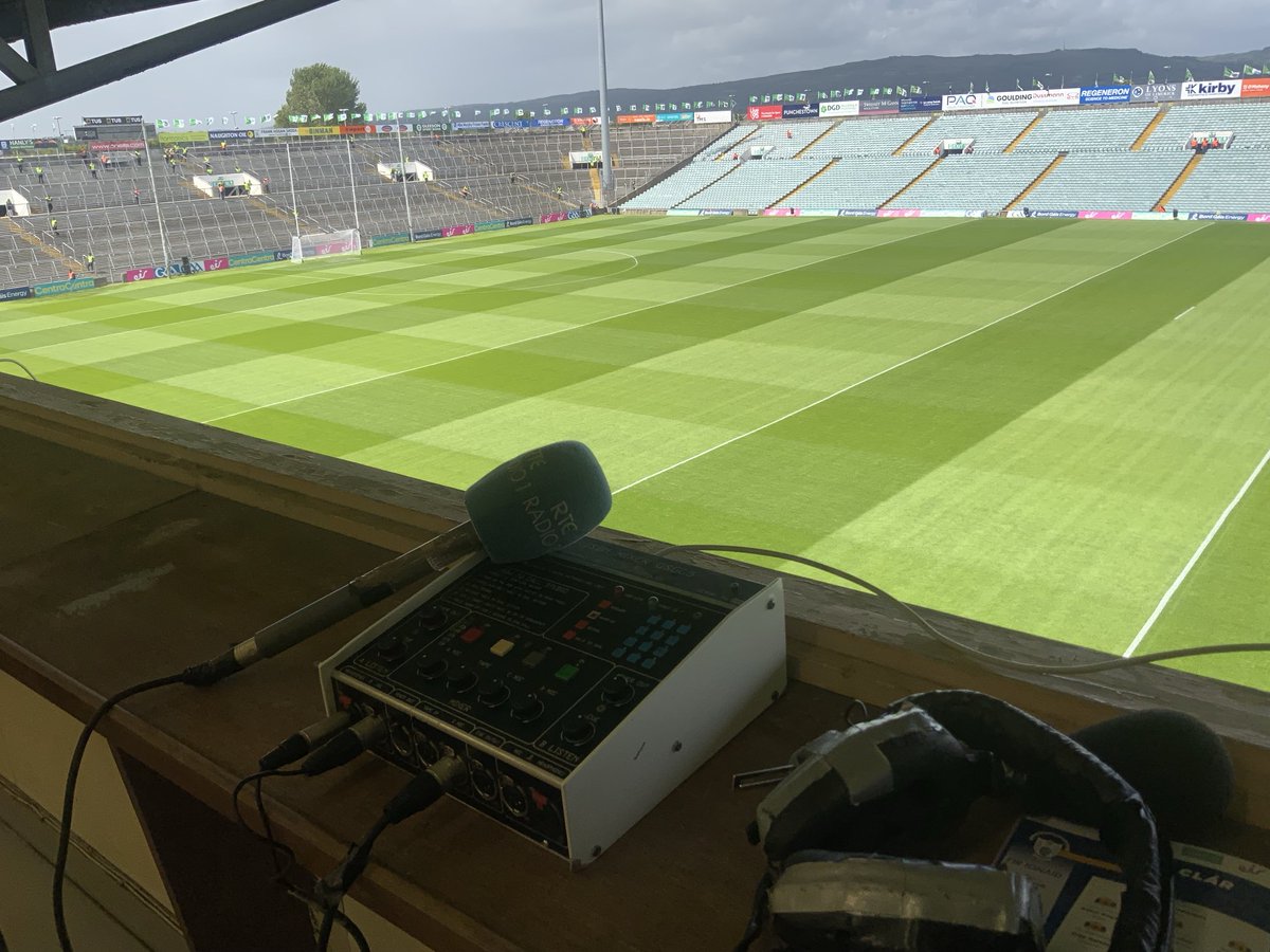 Martin Kiely (@martinkiely1) on Twitter photo Perfect conditions at the Gaelic Grounds for <a href="/LimerickCLG/">Limerick GAA</a> v <a href="/GaaClare/">Clare Gaa</a> in Round 5 Munster Hurling Championship. Lots of action across all games today on <a href="/sundaysport/">Sunday Sport</a>. Strong wind from Clare end. Perfect conditions at the Gaelic Grounds for <a href="/LimerickCLG/">Limerick GAA</a> v <a href="/GaaClare/">Clare Gaa</a> in Round 5 Munster Hurling Championship. Lots of action across all games today on <a href="/sundaysport/">Sunday Sport</a>. Strong wind from Clare end.