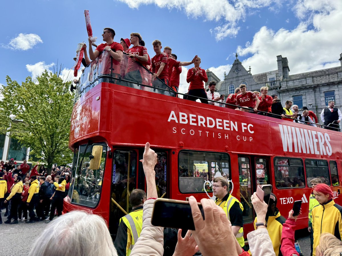 Adele Merson tweet media