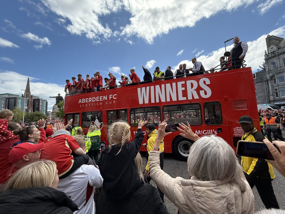 Adele Merson tweet media