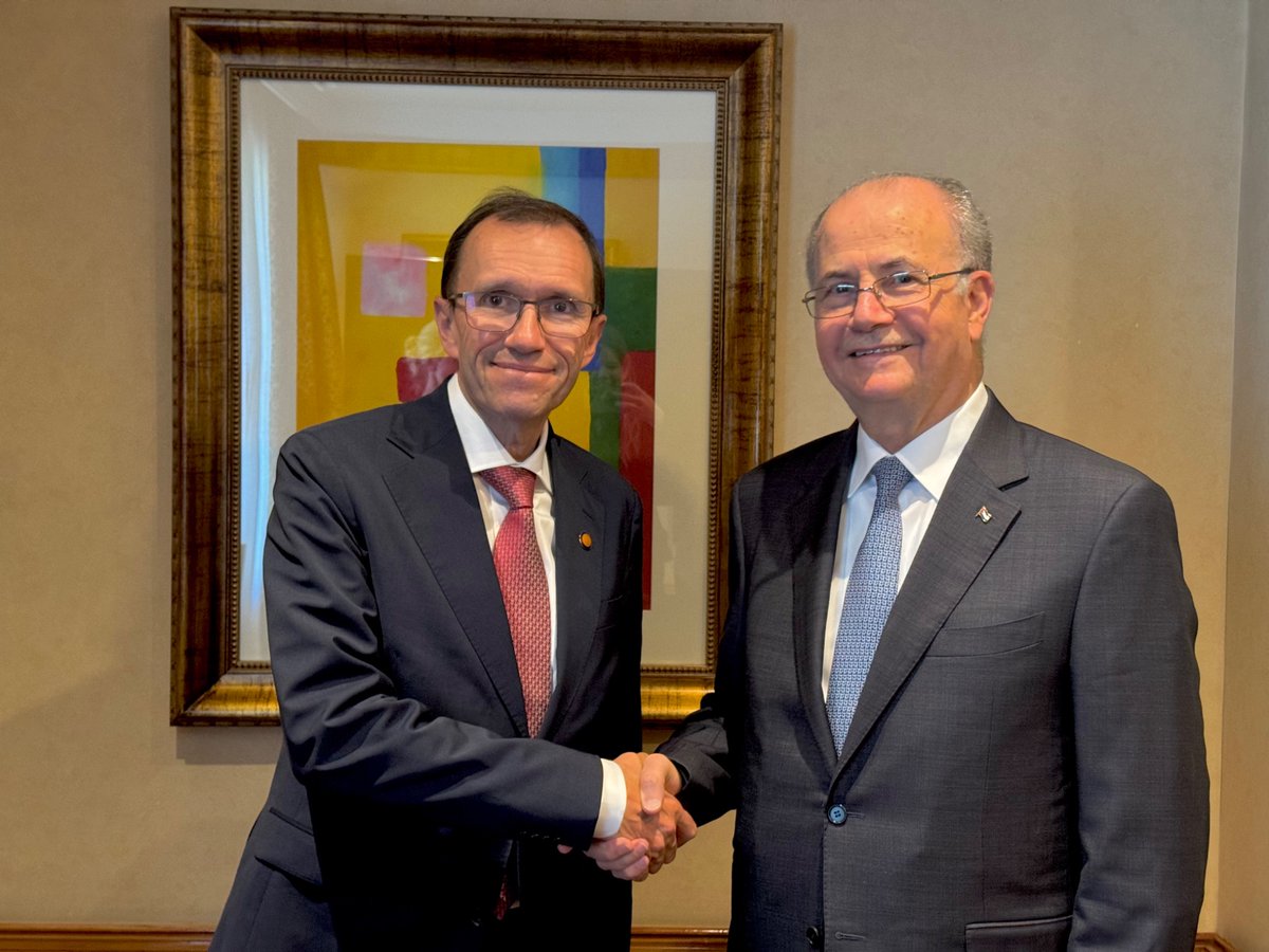 Espen Barth Eide (@espenbartheide) on Twitter photo Today, I met Mohammad Mustafa, PM of Palestine, to discuss the situation in 🇵🇸.
<a href="/PalestinePMO/">PM of Palestine</a> is doing important work to build a resilient Palestinian state. They need our support, now more than ever. Today, I met Mohammad Mustafa, PM of Palestine, to discuss the situation in 🇵🇸.
<a href="/PalestinePMO/">PM of Palestine</a> is doing important work to build a resilient Palestinian state. They need our support, now more than ever.
