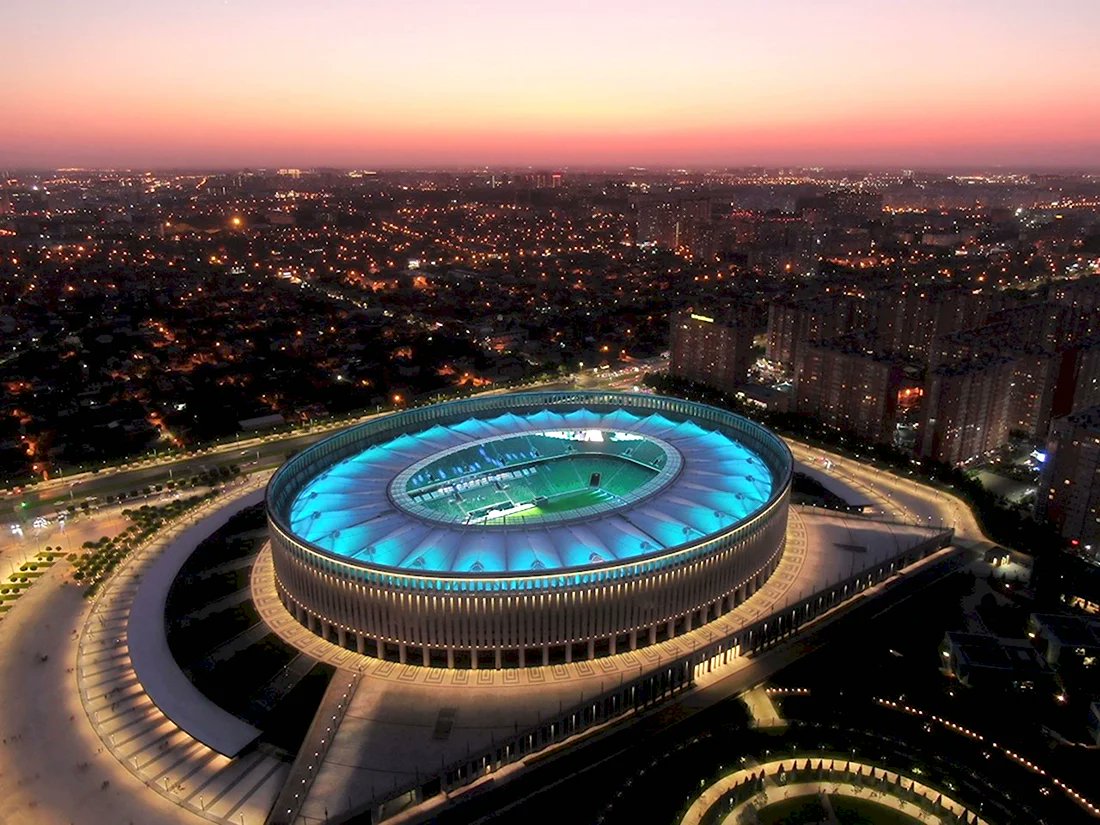 Vakar par Krievijas čempioniem futbolā pirmo reizi kļuva Krasnodara. Un izrādās Gaļicka - Arutunjana būvētais stadions Krasnodarā Kolizeju atgādina apzināti