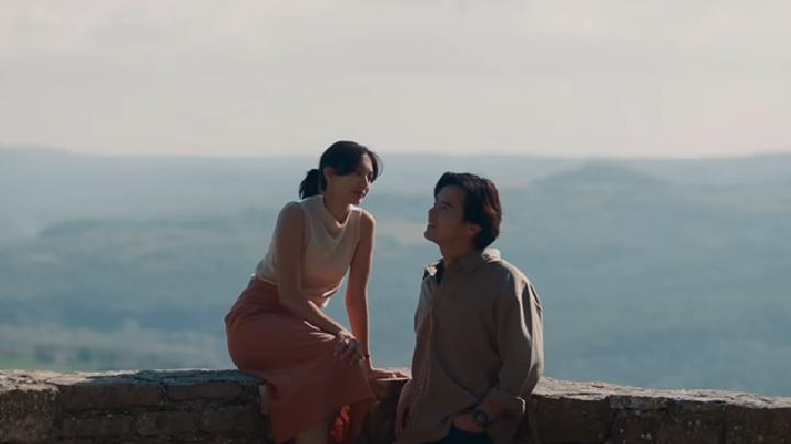 Dion Wiyoko - Sheila Dara di film/series Yandy Laurens:

- Mengakhiri Cinta dalam 3 Episode (2018) 
- Yang Hilang Dalam Cinta (2022) 
- Jatuh Cinta Seperti Di Film-Film (2023) 
- Sore: Istri Dari Masa Depan (2025) 

Apa itu jg pertanda ijazah mereka berdua ditahan Yandy Laurens?