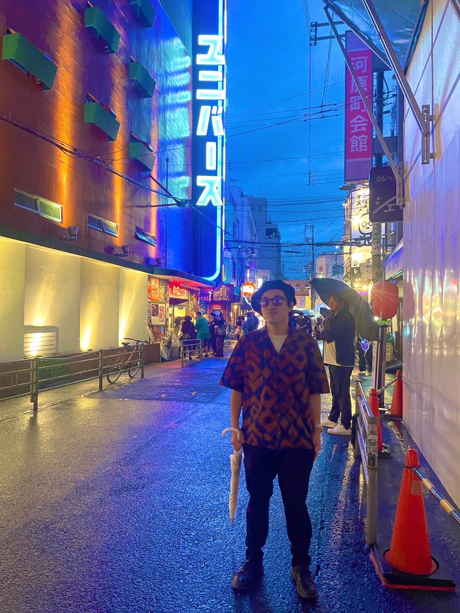 pirorudestomper's tweet photo. 味園ユニバースに行くのは最後になるかも?ミナミノオトは最高の思い出。
FARPLANE NIGHT18非現実的空間で全てが楽しかった!!
#fpn18 https://t.co/UFQTGD5wqZ