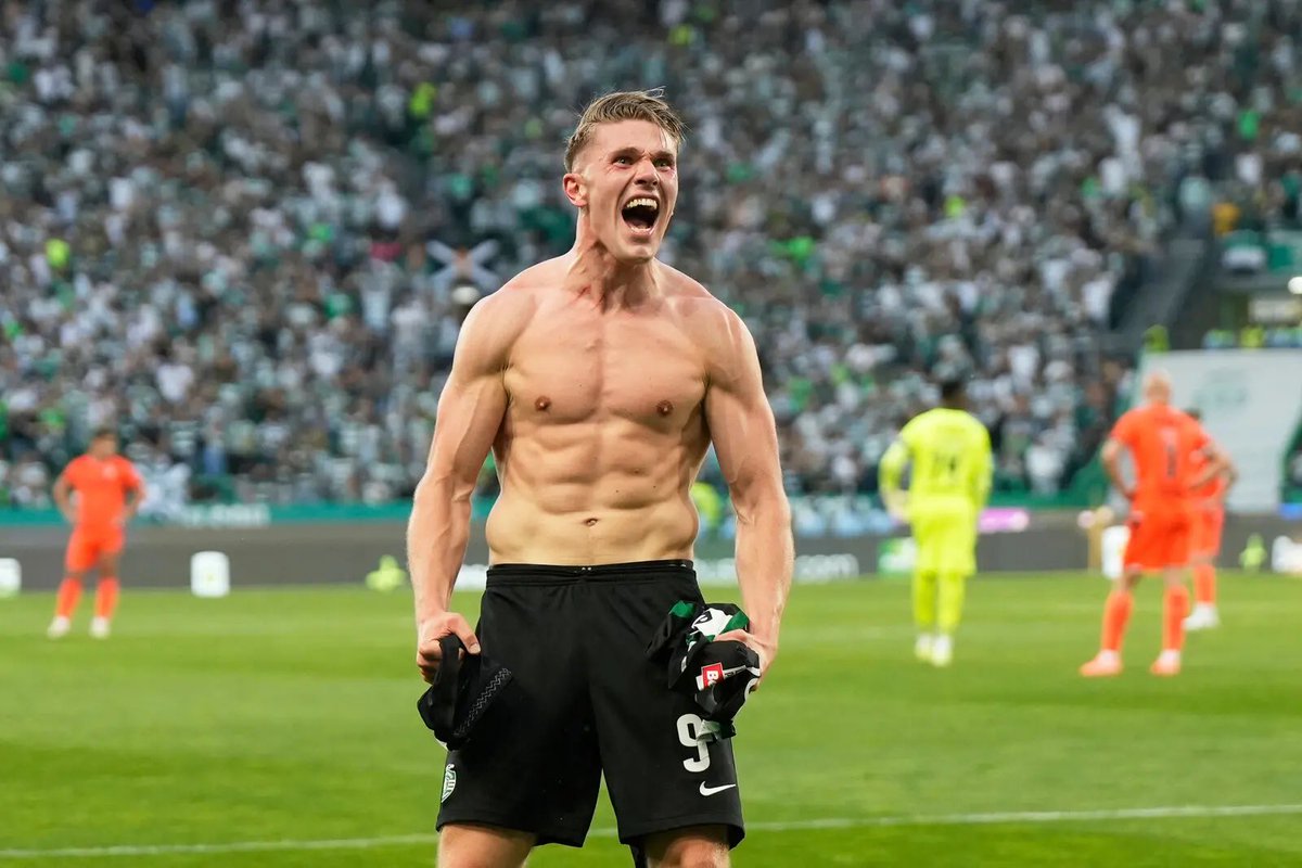 UtdForever7's tweet photo. ▪︎We pulled Zlatan Ibrahimovic without UCL football
▪︎ We pulled Paul Pogba without UCL football 
▪︎ We pulled Leny Yoro on Madrid's radar without UCL football. 

We can definitely pull Viktor Gyökeres, if Ineos really wants him this summer without UCL football. #MUFC https://t.co/LdXUjGQsMF