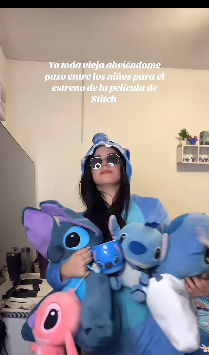 #LiloandStitch Me encanto! Muy emotiva, clavada a los dibujos y la actriz de Lilo lo borda. Un 10! Y la sala llena de adultos eh! 🤣👏🏻 #estrenoscine #disney #LiloYStitch