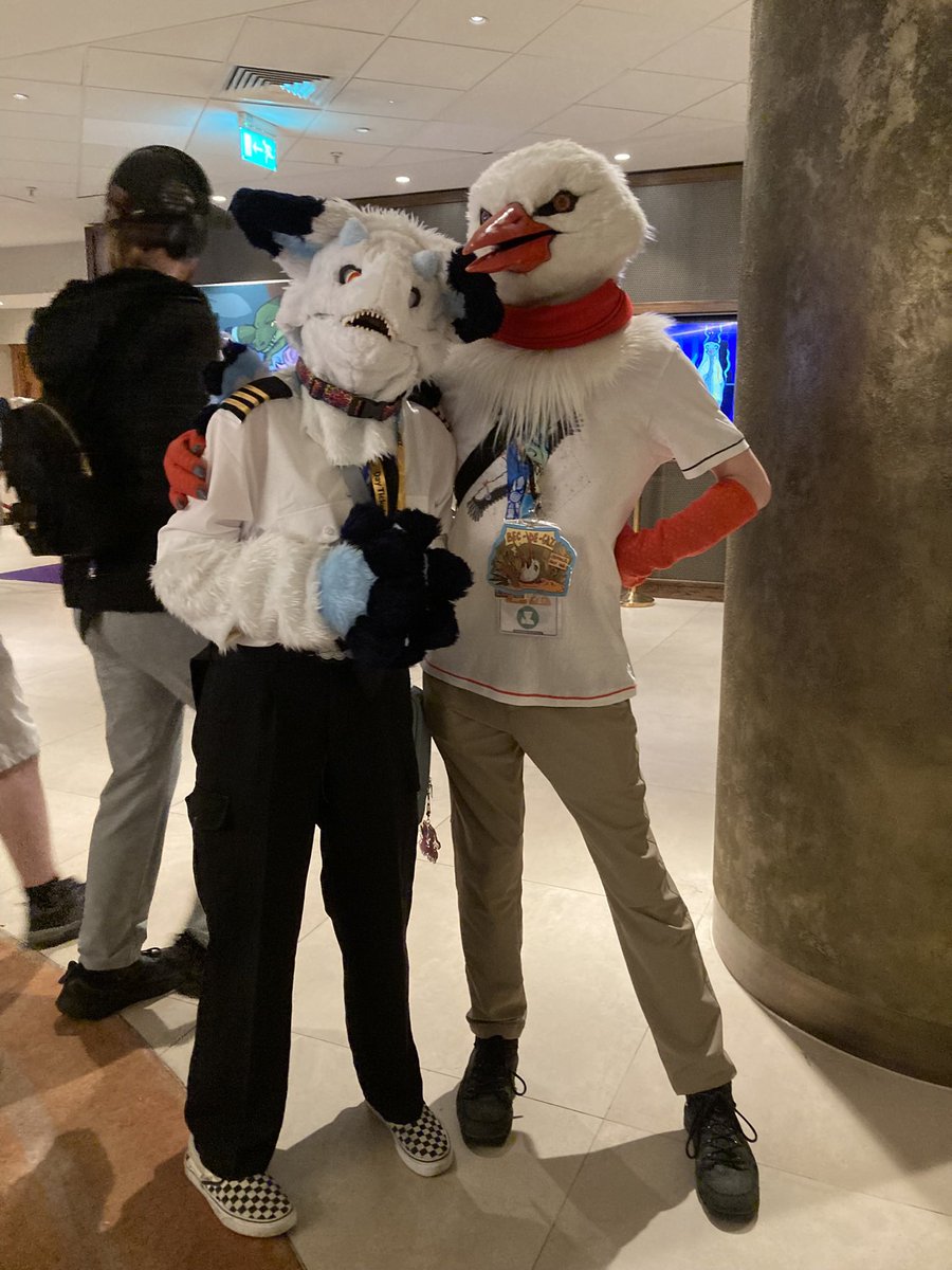 NuMetalManokit's tweet photo. had fun at #confuzzled2025 !! if you recognise any of these furs feel free to tag them :) https://t.co/RNtHOUkxAK