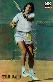 Cruscante's tweet photo. #Orantes il secondo tennista spagnolo più titolato della storia, per ora (#Alcaraz). Il primo dell'#etàdellegno @paolobertolucci https://t.co/pXcc02dy9y
