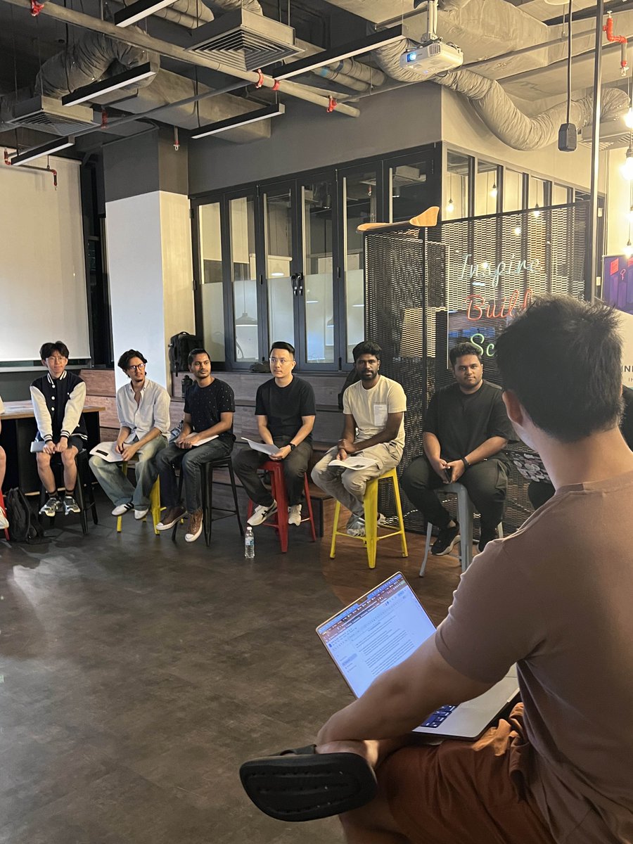 SunwayBCC's tweet image. We’re back with another deep dive, this time into Wormhole at our Whitepaper Reading event!✨
From Guardians to cross-chain messaging, we explored the tech behind blockchain interoperability.
Big thanks to @WPReadingClub for making it happen, and to everyone who joined us! 🙌