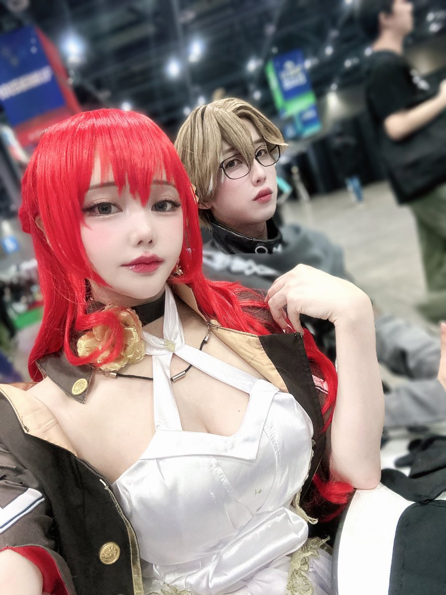 잘생긴 웰트랑 잘 놀다갑니다
웰트단은 굉장하네.. 
주존까지 있었으면 
히메코 완전 소외됬겠다 ㅎ^^ㅠ 
히메코는 좀 비켜보세요 실제로 당해보니 
재밋었읍니당 😆😆