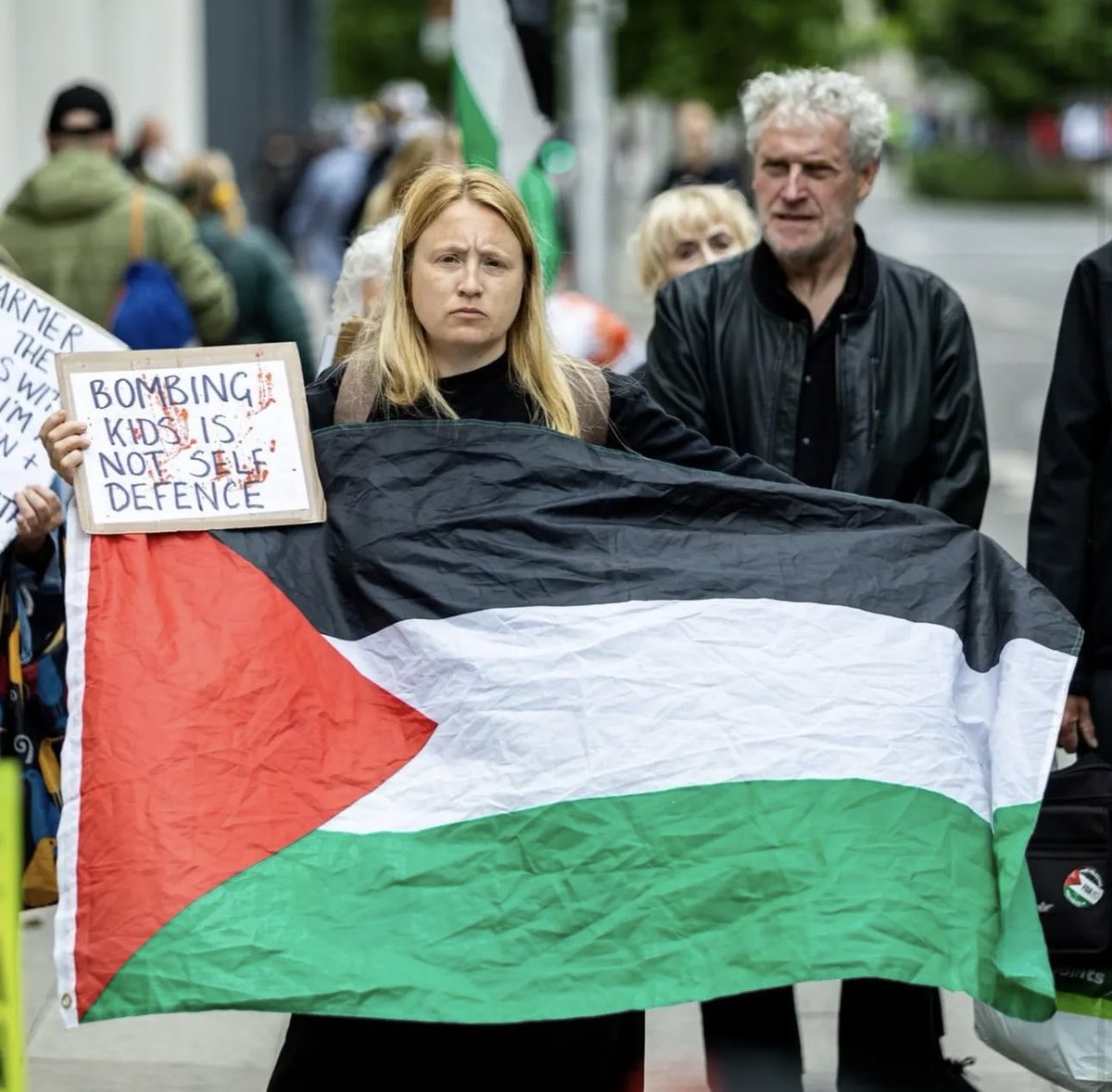 Can we get 2,000 reply with 🇵🇸🍉 or even a dot .