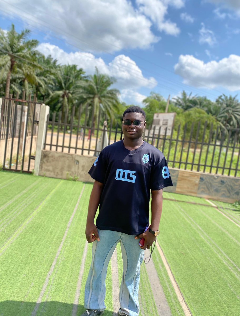 OTSpresident001's tweet photo. Øff the street 🛍️🛒
.
.
Happy Sunday ✝️🙏🏿 https://t.co/Ptlx1E6TVZ