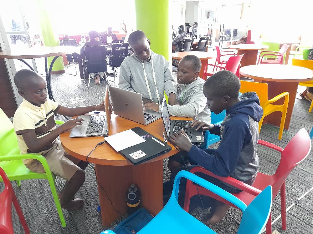 STEMGenius22's tweet photo. That’s a wrap! 🎉

Our STEMGenius Holiday Bootcamp was a blast — from coding in Scratch to building robots, our young innovators truly shined!

Thanks to all the learners, parents &amp; mentors. The future is bright! 

#STEMGenius #CodingForKids #Robotics #STEM https://t.co/LyQTQiahVf