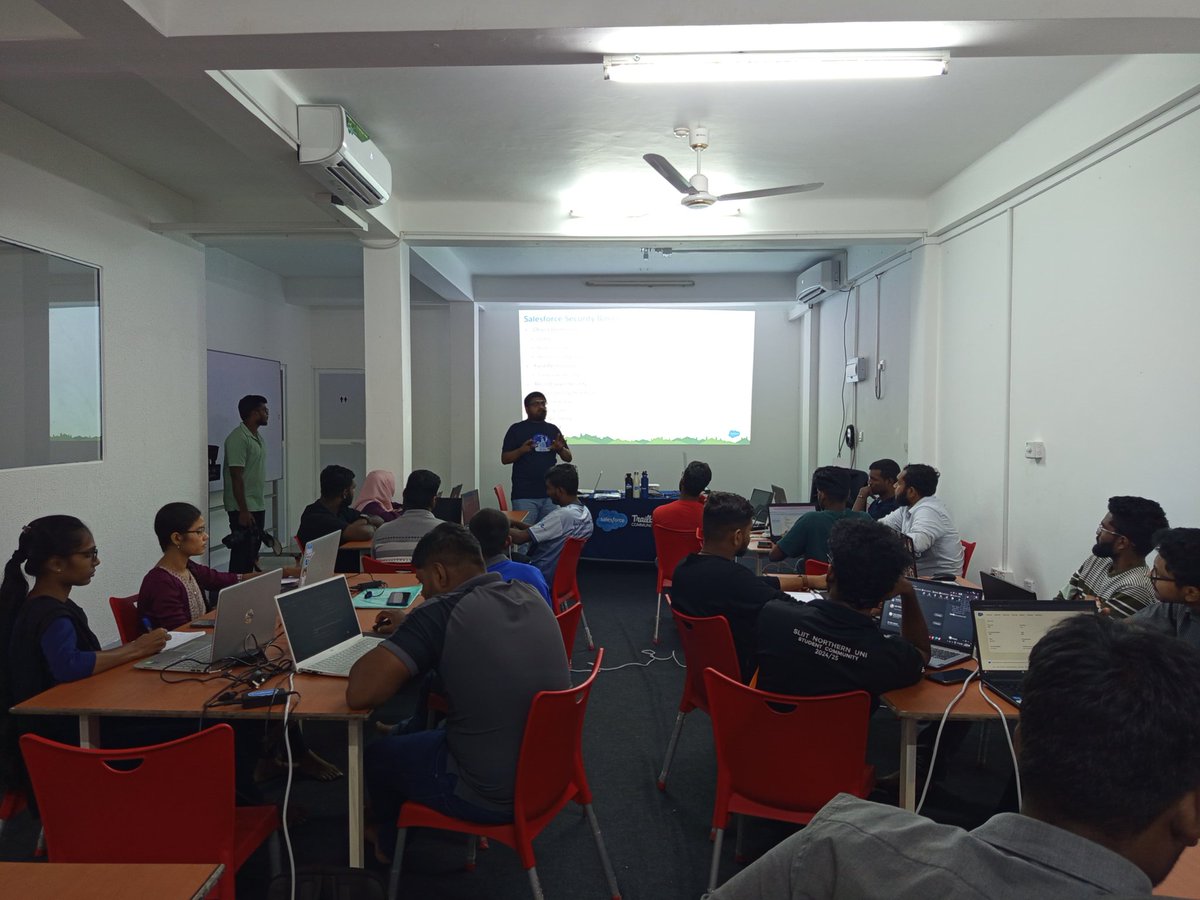 YarlSFO's tweet image. Happening Now: Journey to Salesforce – Session 3!
Trailblazers are in action, exploring the best practices for managing access in Salesforce. A day of learning and collaboration at Cloud Hub!
Cloud hun
#Journey2Salesforce #DataSecurity #TrailblazerCommunity #YarlSFO #Salesforce…