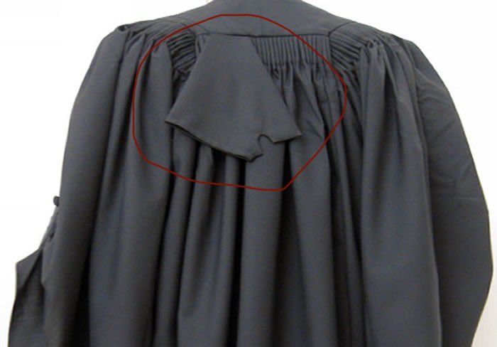 JusticeSremSai's tweet image. Barristers did not always charge fees for legal service. Professional legal service was a free social service rendered for a noble cause. Indeed, it was considered flatly ignoble to charge or collect fees for legal representation; hence the use of the term “noble” to describe the…