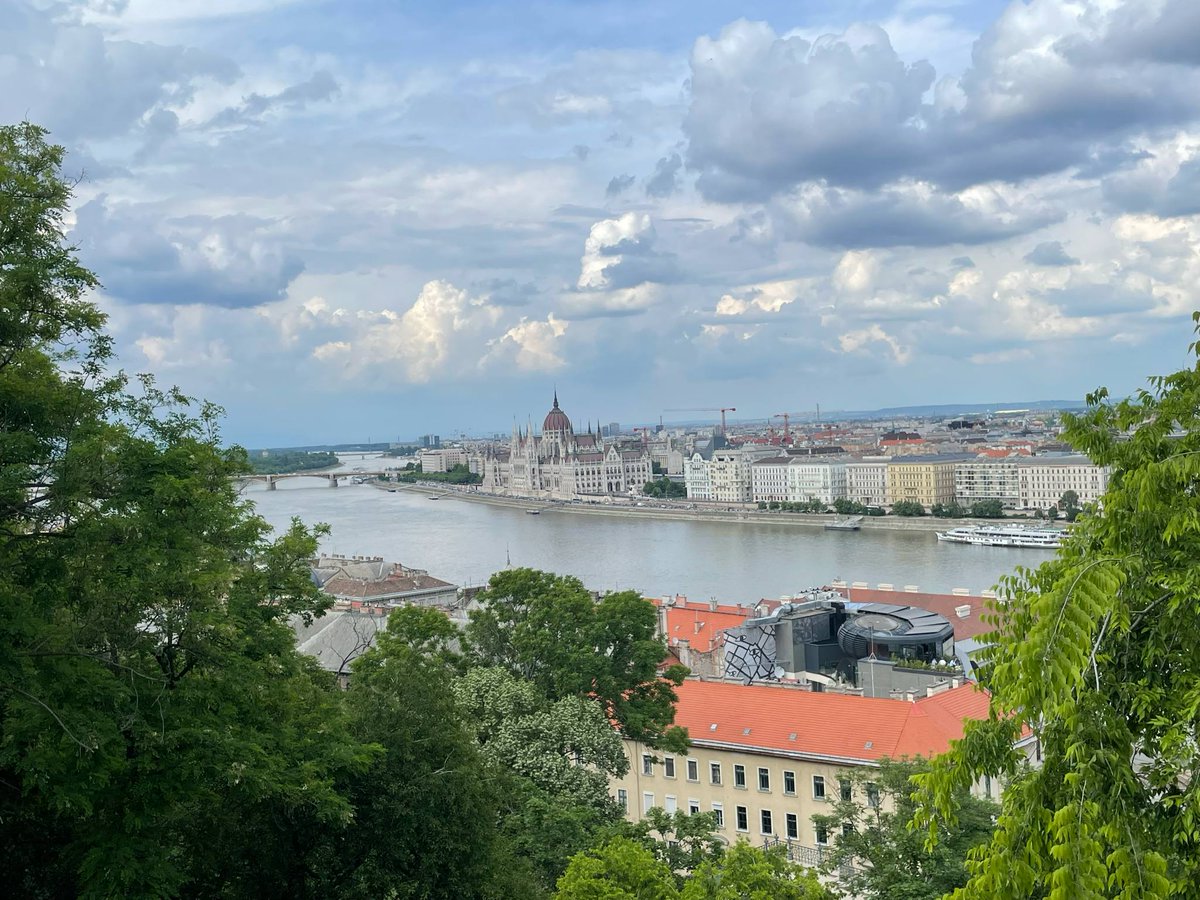 Lucjab's tweet photo. Delighted to present our project MHealth4All at the Semmelweis Medical Linguistics Conference: Inclusivity and Diversity and enjoying a lit bit of impressive Budapest! https://t.co/xZlWIqjvtn