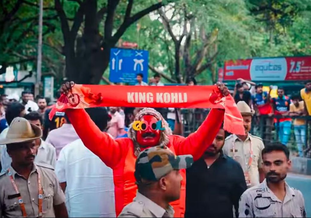 CricCrazyJohns's tweet image. 🚨 RCB FANS, ITS TIME 🚨

The Playoffs are here — no better moment to wrap yourself in passion.   

Grab your Kohli x RCB scarf and let's make history🧣🔥

🧣 15% off
📦 Delivered before Qualifiers
⚠️ Limited stock — don’t miss out
👉 thetifo.in