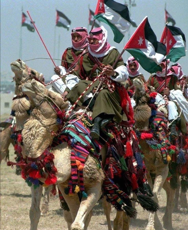 في يوم استقلالك يا أردن، نجدد العهد والوعد بأن تبقى شامخاً حراً أبد الدهر 🇯🇴 .. 
دام عزك يا وطن - استقلال الـ٧٩ 🇯🇴❤️