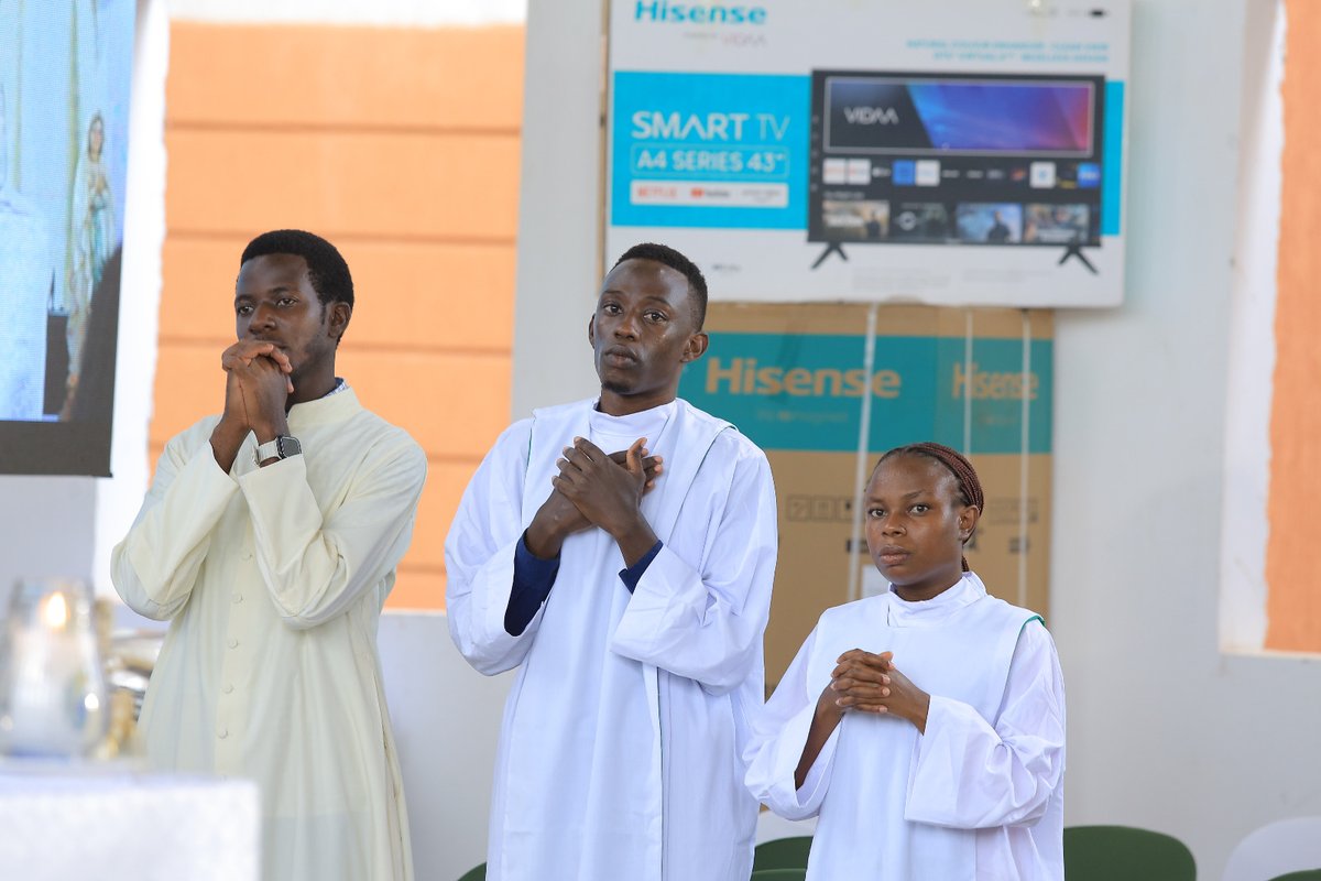 AMDASACCO's tweet photo. Our Monthly Mass has officially started and is being held at the AMDA SACCO Building in Rubaga. We invite all members and well-wishers to join us in this sacred gathering as we come together in prayer, reflection, and fellowship. Your presence is most welcome. #AMDASACCO https://t.co/HtHj4avWr5