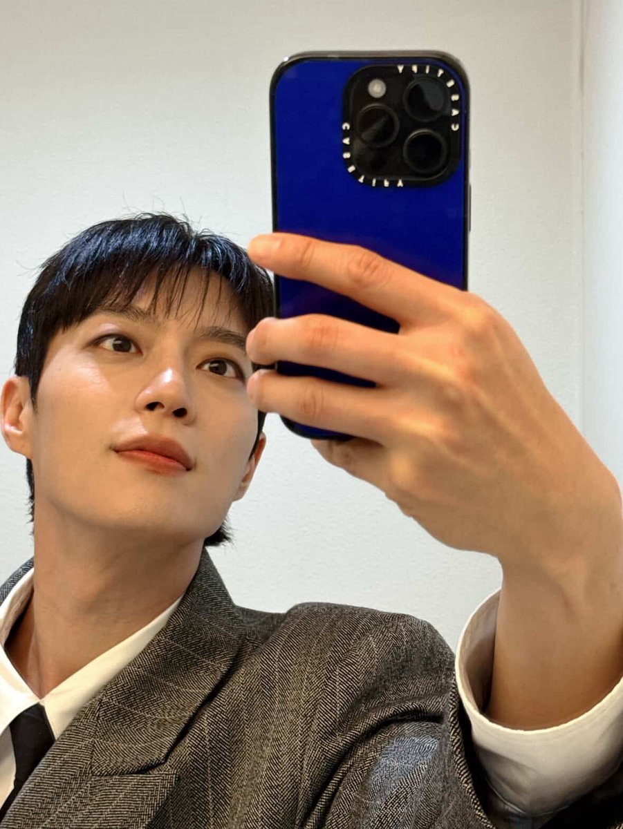 두스타그램 tweet media