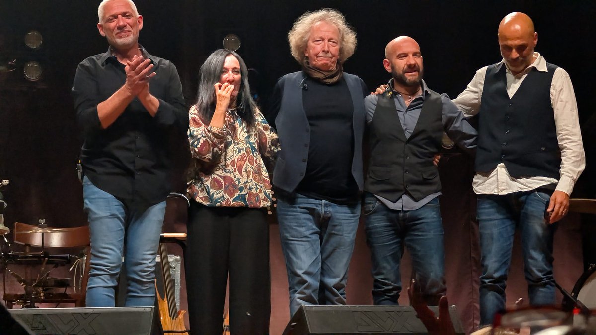 Grazie Adrano
Grazie Teatro Bellini
#FabioConcato_AltroDiMeTour, in concerto @ #TeatroVncenzoBellini_AdranoCT, 24 Maggio 2025