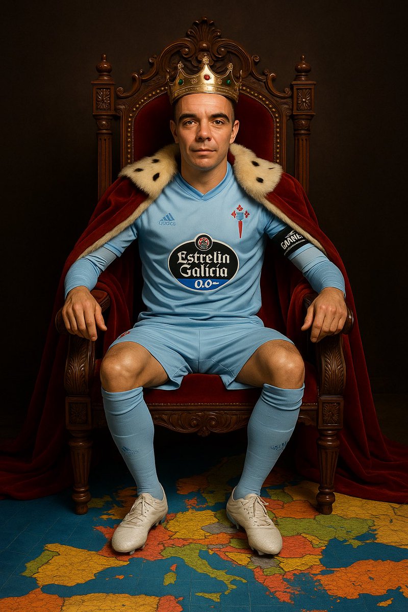 Rafiklalin's tweet photo. Agora xa podemos dicir que Aspas sempre se vai sentar na mesma mesa que Luis Suárez ou Fran, coma mellores xogadores galegos de fútbol da Historia. 

Grandérrimos os tres. https://t.co/IyM72JUKmb