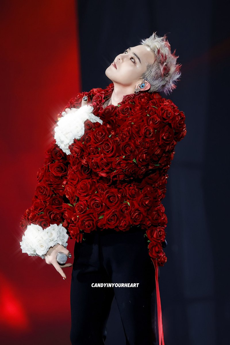 candyinuheart's tweet photo. 250524 Dragon Fruit Oppa🫶🏻
#지드래곤 #GDRAGON #권지용　#GD  #ジヨン
#Übermensch #위버맨쉬
#GDWORLDTOURÜbermensch https://t.co/r2BQq7Gyq7