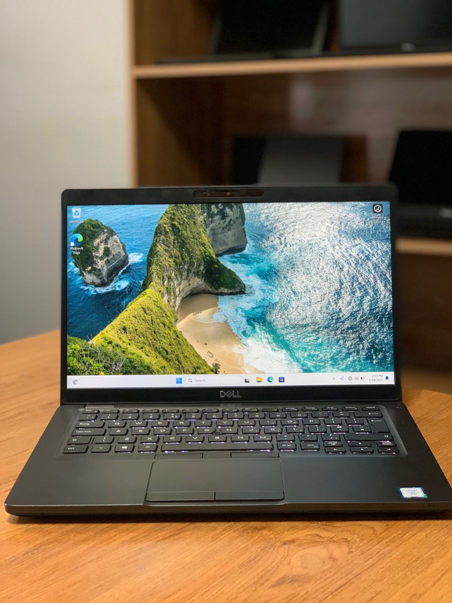 happy7766195938's tweet image. *Dell Latitude 3400*
#Touchscreen
📌Intel Core i5 8th gen
📌128 + 8gb DDR4 Ram
📌8Hrs battery  
📌Backlight Keyboard
📌Fingerprint On Power Button 
📌Type C
📌Slim, Smart and Clean
 *K880,000*