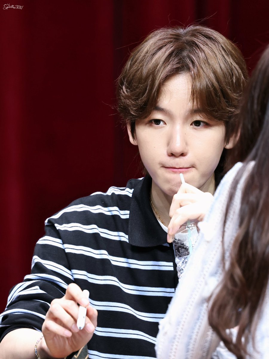 Squirtle_BBH (@ppmin0506bbh) on Twitter photo 250523 withmuu 백현 팬싸
🐶물 먹을 때도 귀여워💦
<a href="/B_hundred_Hyun/">Baekhyun_EXO</a> <a href="/BAEKHYUN_INB100/">BAEKHYUN_official</a>
#BAEKHYUN #백현 #ベッキョン
😗😗😗 😋😋😋 250523 withmuu 백현 팬싸
🐶물 먹을 때도 귀여워💦
<a href="/B_hundred_Hyun/">Baekhyun_EXO</a> <a href="/BAEKHYUN_INB100/">BAEKHYUN_official</a>
#BAEKHYUN #백현 #ベッキョン
😗😗😗 😋😋😋