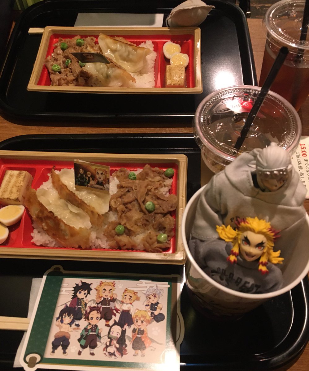 yomokoi's tweet photo. 今日はお友達について来てもらって
ナンジャタウン みに隊士グリーティングに参加♪久々の生みに寿郎✨
みにだけどデッカい煉獄さん🤣うまいっ！でちょっと跳ねたり、あんよ上げるの可愛いねぇ🥲❤️‍🔥おててフワフワだった🥲
まだ食べてなかったメニュー😋 https://t.co/YPc3OW2d39