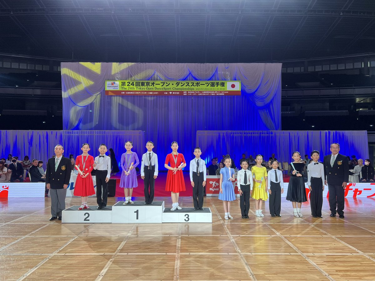 jdsf_info's tweet image. JDSF ジュブナイルオープンスタンダード 競技会結果
第1位 藤枝良守・有川緋音 埼玉県
第2位 藤本歩・大谷美葵 茨城県
第3位 丸山碧仁・丸山彩佳 千葉県
第4位 壇音心・塚本彩巴 神奈川県
第5位 原田大和・大内七海 東京都
第6位 猪之鼻禄・竹之内れいあ 千葉県
#東京オープン2025