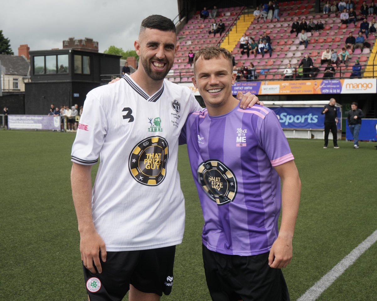 Days like this 🤩

Tea with me FC 🆚 Premier League Legends 📸⚽️