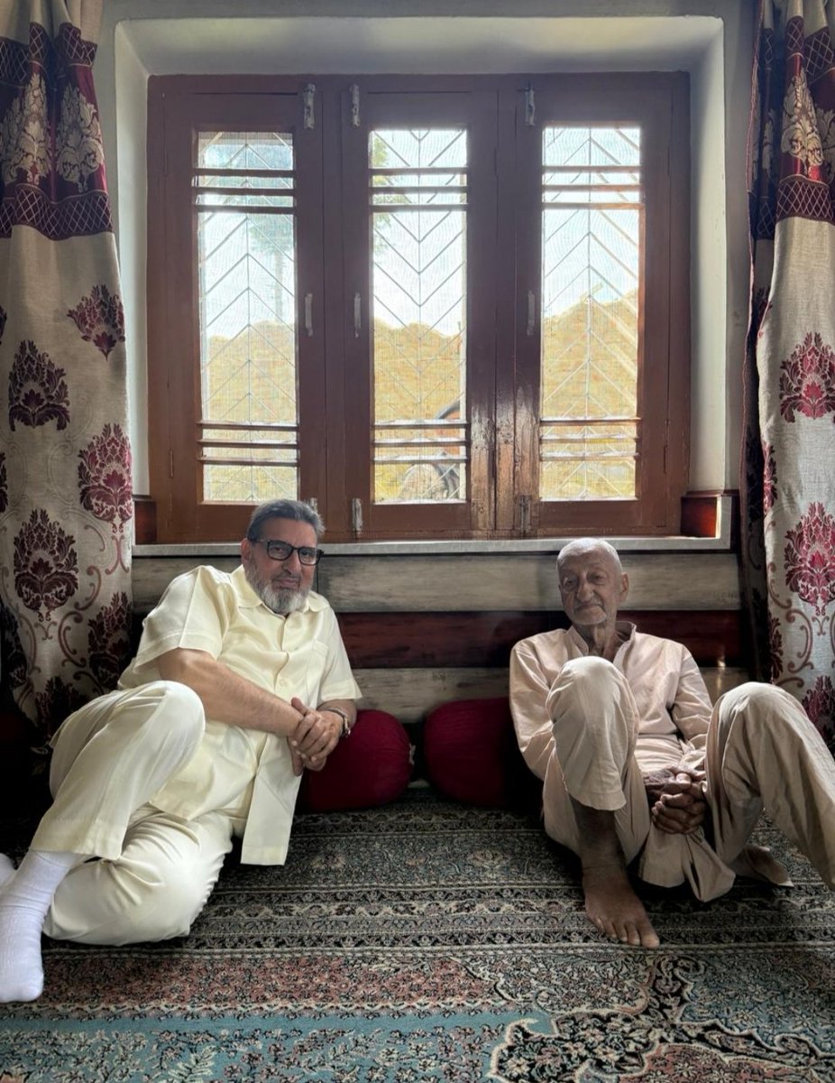 Professor Abdul Ghani Bhat is someone I have always held in deep admiration. Being my late father’s close friend and class fellow, Professor Bhat has all along been a family elder who has always been inspiring us with his sharp wit and impeccable wisdom.

I had the pleasure of