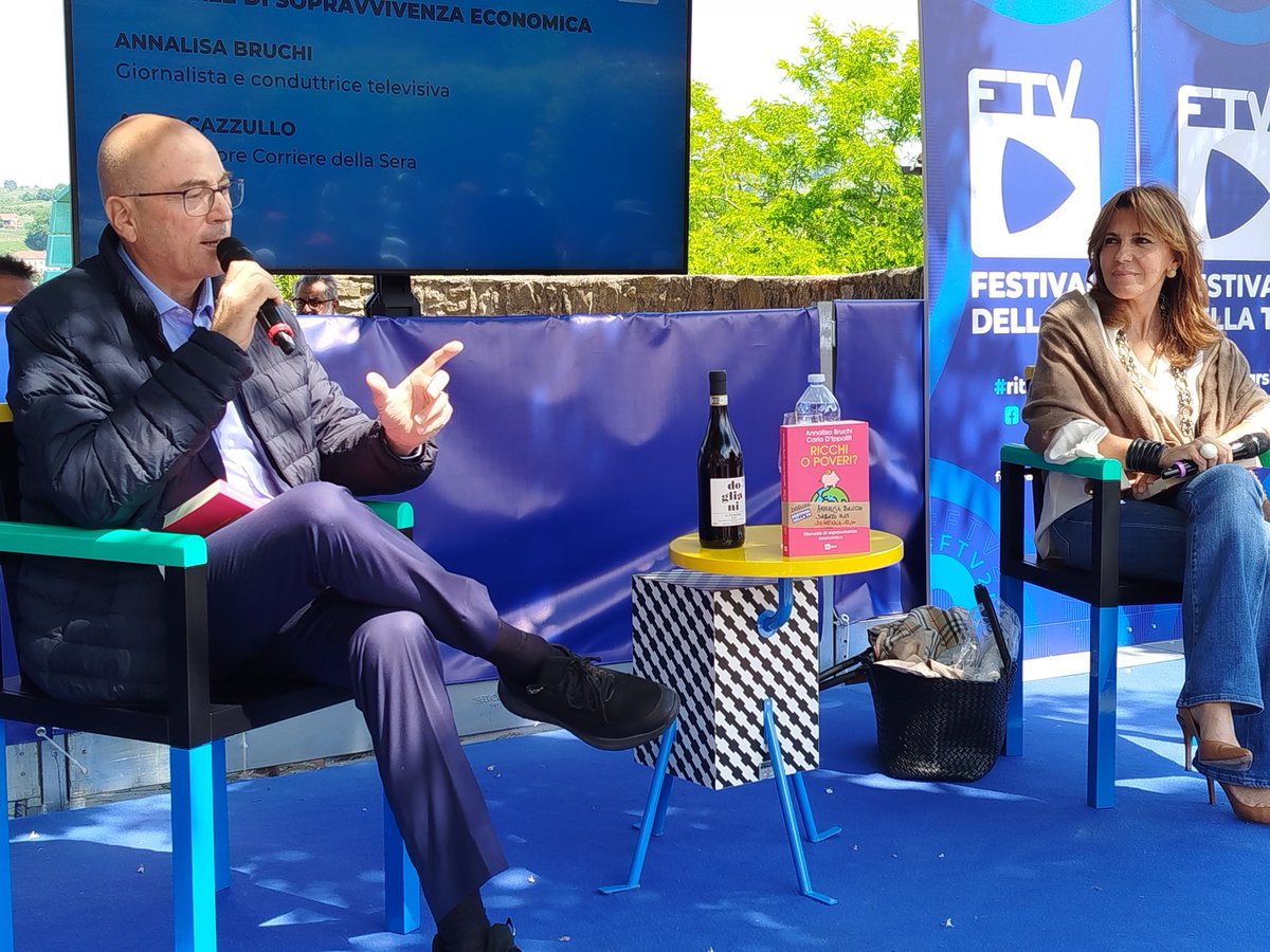 Festival della Tv (@festivaldellatv) on Twitter photo Annalisa Bruchi con Aldo Cazzullo al #FestivaldellaTv per RICCHI O POVERI? MANUALE DI SOPRAVVIVENZA ECONOMICA
#AldoCazzullo <a href="/AnnalisaBruchi/">Annalisa Bruchi</a> Annalisa Bruchi con Aldo Cazzullo al #FestivaldellaTv per RICCHI O POVERI? MANUALE DI SOPRAVVIVENZA ECONOMICA
#AldoCazzullo <a href="/AnnalisaBruchi/">Annalisa Bruchi</a>