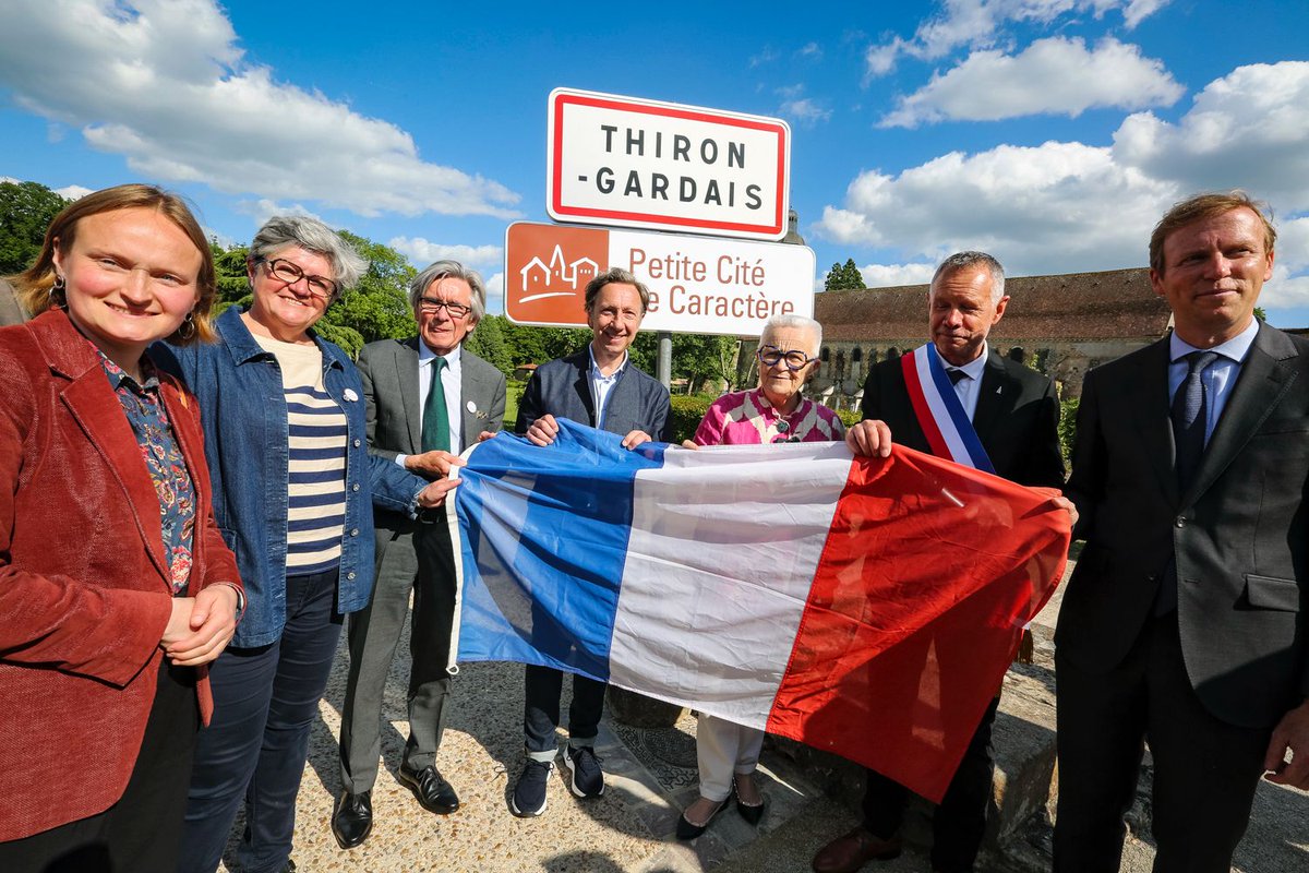 Françoise GATEL (@francoisegatel) on Twitter photo 🔙 Retour en images et en articles sur mon déplacement en Eure-et-Loir !
📰 Pour commencer, interview dans L'Echo Républicain : lechorepublicain.fr/chartres-28000…
1️⃣ Assises « Bourgs-centres », et signature de l’avenant 2 au protocole d’accord « Bourgs-centres ». Ce programme, imaginé par 🔙 Retour en images et en articles sur mon déplacement en Eure-et-Loir !
📰 Pour commencer, interview dans L'Echo Républicain : lechorepublicain.fr/chartres-28000…
1️⃣ Assises « Bourgs-centres », et signature de l’avenant 2 au protocole d’accord « Bourgs-centres ». Ce programme, imaginé par
