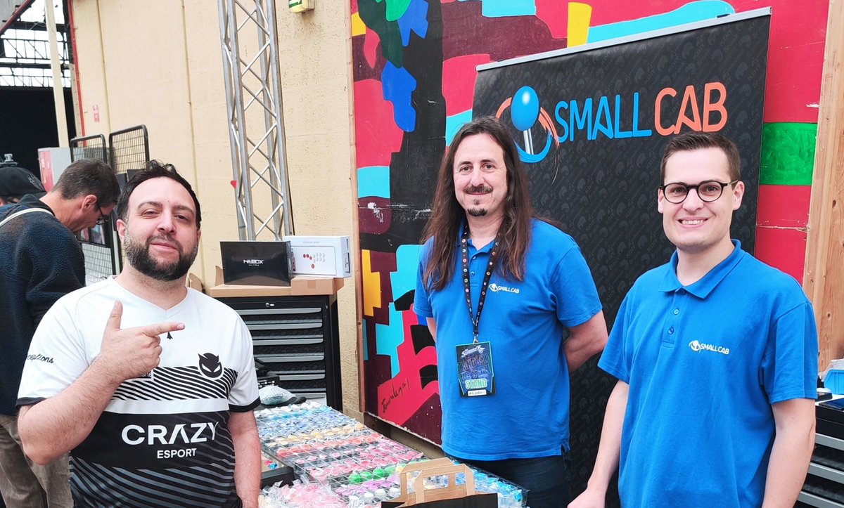 Cruel_ORO's tweet image. En attendant la suite du tournoi, je passe faire un tour sur le stand des amis @SmallCab_net au #hfs2025
@CRaZYEsports