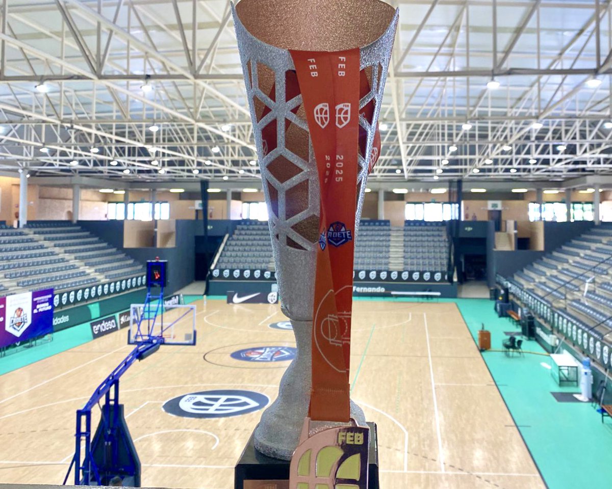 Lasoacademy's tweet photo. 🥉TERCEROS DE ESPAÑA! 🏀🇪🇸
Tras la derrota ante FC Barcelona, Cadete A cerró el campeonato venciendo a Valencia Basket y se sube al podio nacional.
Gracias a cada jugador, entrenador, fisio, y a todo el staff que ha estado detrás ayudando a que este logro haya sido posible💪🔥. https://t.co/yybokkNDtc