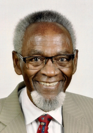 Today, Africa day, allow me to celebrate our own, 𝗺𝗼𝘀𝘁 𝗲𝗺𝗶𝗻𝗲𝗻𝘁 𝘀𝗰𝗶𝗲𝗻𝘁𝗶𝘀𝘁 𝗶𝗻 𝗭𝗶𝗺𝗯𝗮𝗯𝘄𝗲

Prof. Christopher J. Chetsanga, 89 years,  (PhD Univ. of Toronto, 1969; postdoc fellow, Harvard Univ., 1969-72) is prof. of Biochemistry at the Univ. of Zimbabwe,